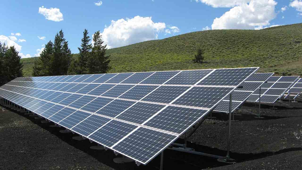 Solargenerator Kaufen Wie Ist Der Jackery 2000w Pro